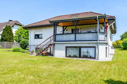 Außenansicht Garten Außenansicht Garten - Einfamilienhaus in 35781 Weilburg mit 109m² kaufen
