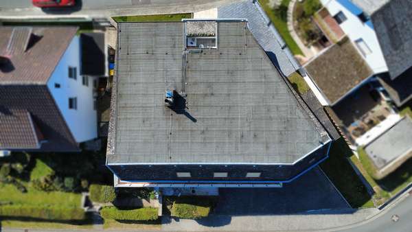 Draufsicht - Einfamilienhaus in 35633 Lahnau mit 285m² kaufen
