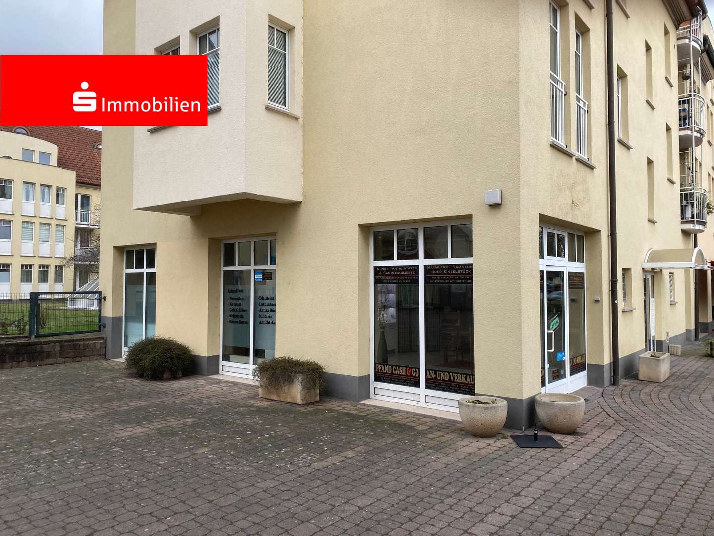 Außenansicht - Service in 35390 Gießen mit 65m² kaufen