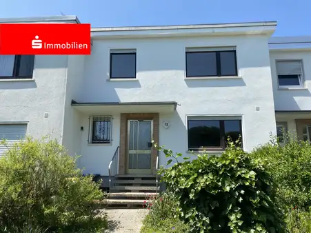 Charmantes Reihenmittelhaus am Waldrand mit Garten, Terrasse & Balkon