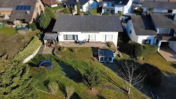 Einfamilienhaus mit schönem Ausblick in Wetzlar-Naunheim!