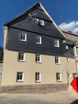 Außenansicht Hofseite Außenansicht Hofseite - Einfamilienhaus in 35466 Rabenau mit 188m² kaufen