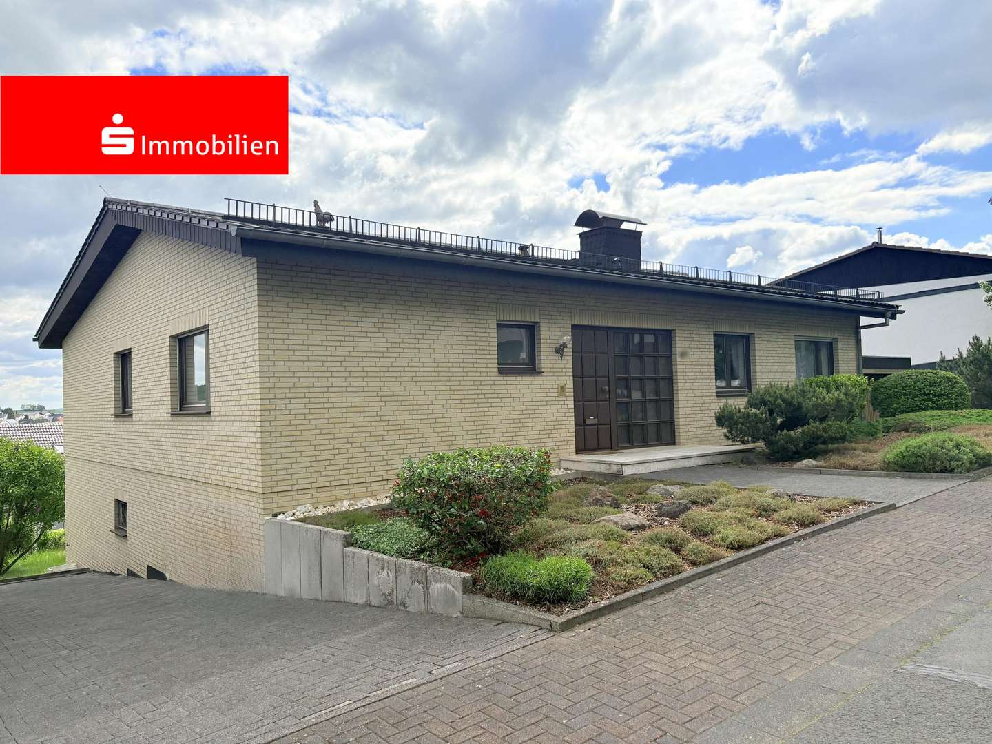 Titelbild - Einfamilienhaus in 35444 Biebertal mit 128m² kaufen