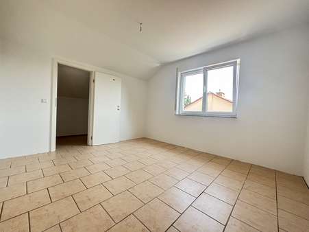 Schlafzimmer Schlafzimmer - Etagenwohnung in 35447 Reiskirchen mit 71m² kaufen