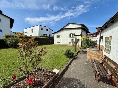 Top-Lage in Gießen – Großzügiges Zweifamilienhaus mit herrlichem Garten und perfekter Anbindung