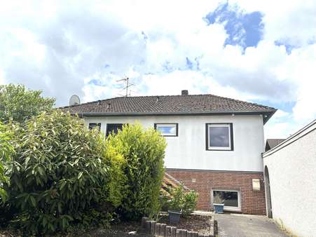 Frontansicht Frontansicht - Einfamilienhaus in 35447 Reiskirchen mit 202m² kaufen