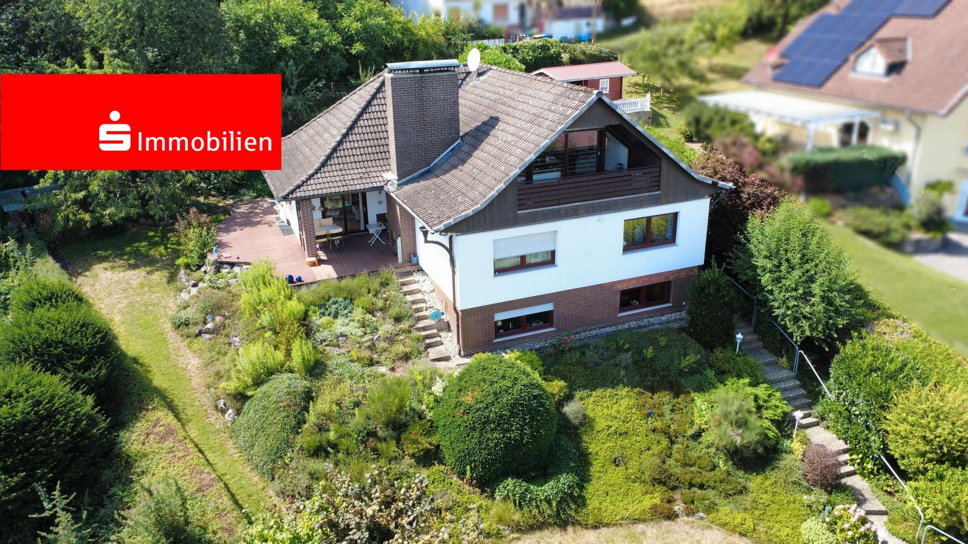 Luftbild Gebäudeansicht Luftbild Gebäudeansicht - Einfamilienhaus in 35510 Butzbach mit 140m² kaufen