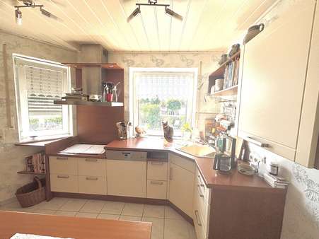 Küchenzeile Küchenzeile - Doppelhaushälfte in 35396 Gießen mit 182m² kaufen