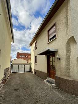 Hof - Einfamilienhaus in 35415 Pohlheim mit 112m² kaufen