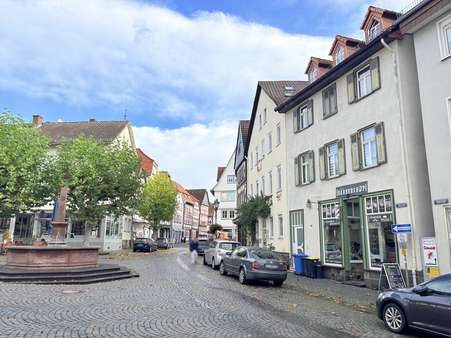 Seitenansicht Seitenansicht - Mehrfamilienhaus in 35423 Lich mit 161m² kaufen