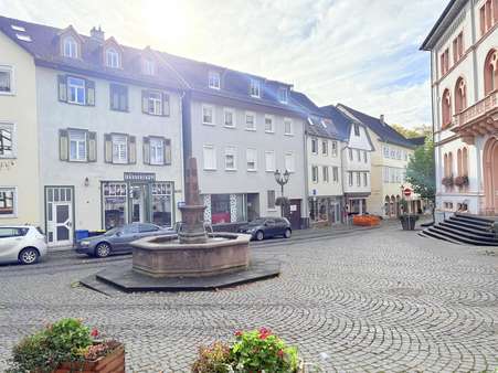 Straßenansicht Straßenansicht - Mehrfamilienhaus in 35423 Lich mit 161m² kaufen
