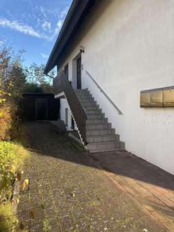 Zwei Hauseingänge/ Einliegerwohnung - Einfamilienhaus in 35447 Reiskirchen mit 445m² kaufen