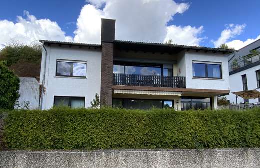 null - Einfamilienhaus in 35633 Lahnau mit 192m² kaufen