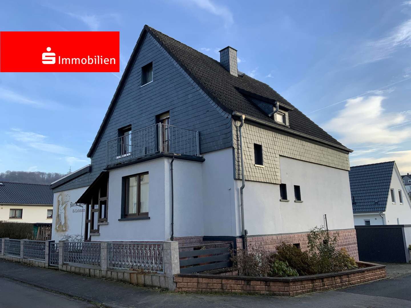 Gepflegtes Haus - Einfamilienhaus in 35619 Braunfels mit 184m² kaufen