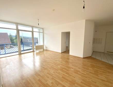 Wohnbereich - Etagenwohnung in 35606 Solms mit 85m² kaufen