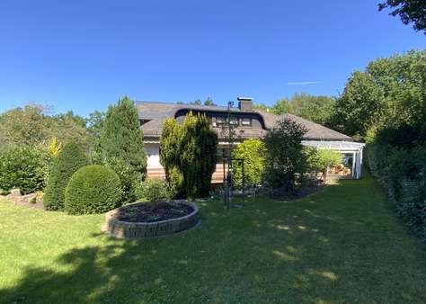 Gartenansicht - Einfamilienhaus in 35578 Wetzlar mit 232m² kaufen