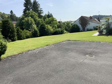 Großzügiges & gepflegtes Grundstückl Großzügiges & gepflegtes Grundstückl - Mehrfamilienhaus in 35619 Braunfels mit 573m² als Kapitalanlage kaufen