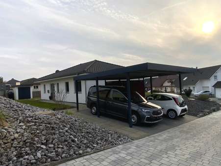 Doppelcarport - Bungalow in 35619 Braunfels mit 95m² kaufen