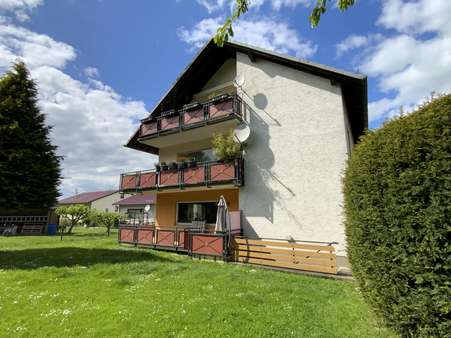 Garten zur Mitbenutzung - Erdgeschosswohnung in 35606 Solms mit 97m² kaufen