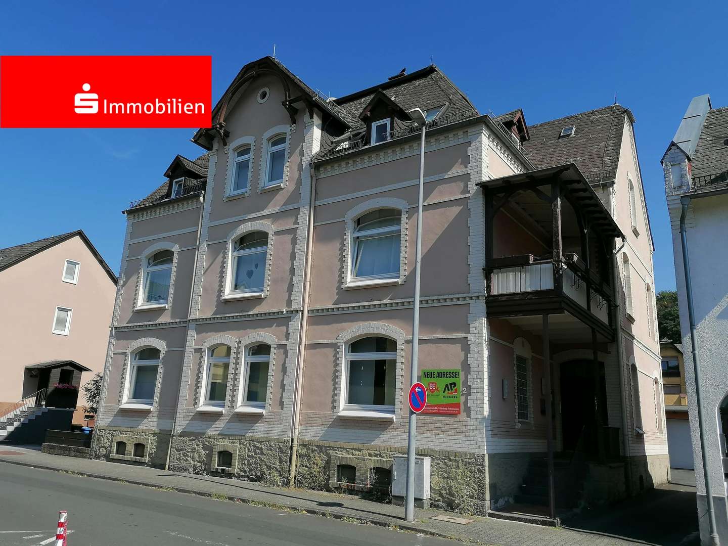 Straßenansicht - Mehrfamilienhaus in 35683 Dillenburg mit 250m² kaufen