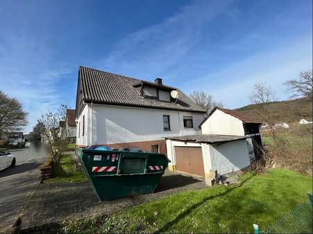 Außenansicht - Einfamilienhaus in 35764 Sinn mit 110m² kaufen