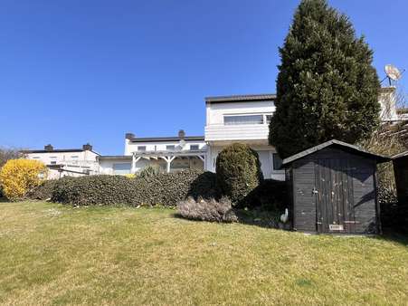 Gartenansicht - Einfamilienhaus in 35764 Sinn mit 184m² kaufen