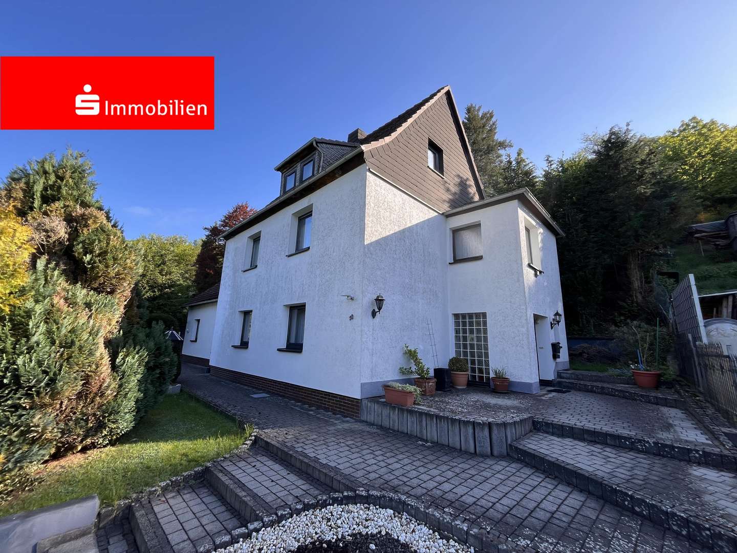 Außenansicht - Einfamilienhaus in 35768 Siegbach mit 145m² kaufen