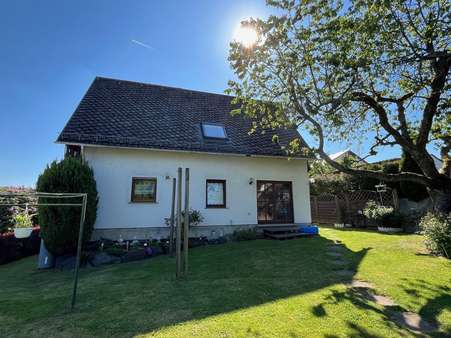 Gartenansicht Gartenansicht - Zweifamilienhaus in 35713 Eschenburg mit 200m² kaufen