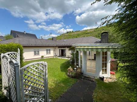 Außenansicht - Bungalow in 35713 Eschenburg mit 120m² kaufen