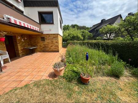 Terrasse Terrasse - Einfamilienhaus in 35745 Herborn mit 180m² kaufen