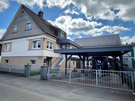 Einfamilienhaus in 35688 Dillenburg mit 150m² kaufen