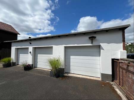 Garagen - Zweifamilienhaus in 35745 Herborn mit 140m² kaufen