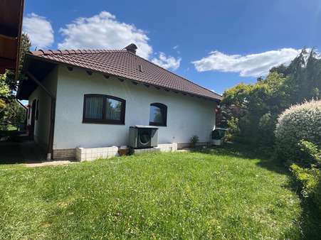 Ansicht vom Garten Ansicht vom Garten - Einfamilienhaus in 35708 Haiger mit 175m² kaufen