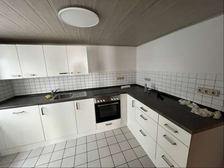 Beispiel Küche - Mehrfamilienhaus in 35745 Herborn mit 185m² kaufen