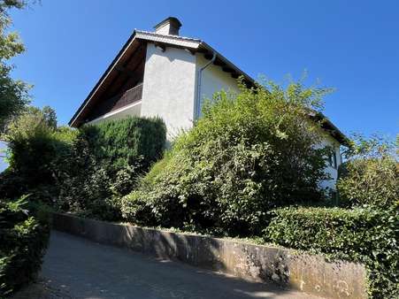 Seitenansicht Seitenansicht - Einfamilienhaus in 35745 Herborn mit 165m² kaufen