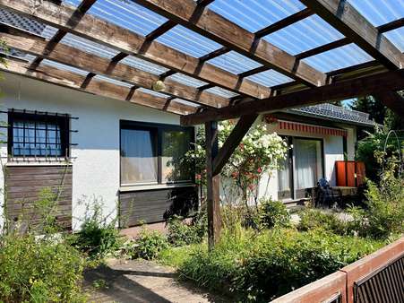 Vorgarten Vorgarten - Einfamilienhaus in 35745 Herborn mit 165m² kaufen