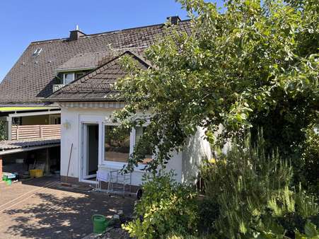 Terrasse Terrasse - Doppelhaushälfte in 35745 Herborn mit 110m² kaufen