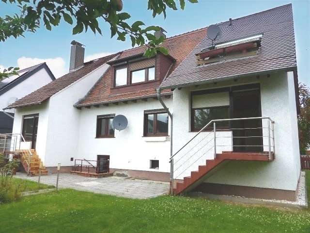 Gartenansicht - Einfamilienhaus in 34123 Kassel mit 199m² kaufen