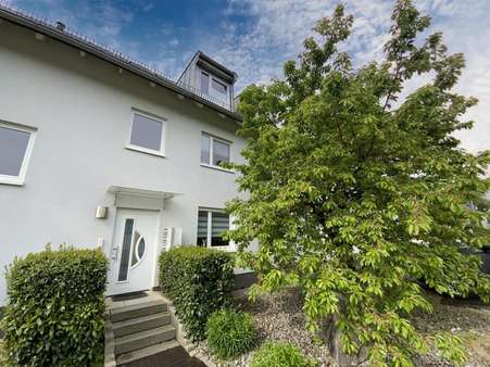 Eingangsbereich - Etagenwohnung in 34128 Kassel mit 113m² kaufen