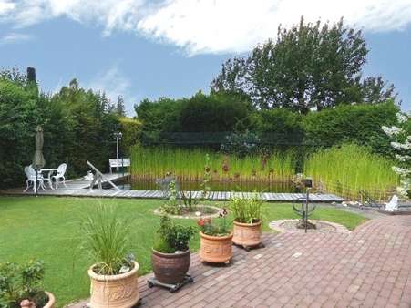 Schwimmteich Schwimmteich - Bungalow in 34225 Baunatal mit 158m² kaufen