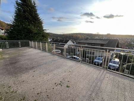 Terrasse mit Fernblick - Einfamilienhaus in 34329 Nieste mit 194m² kaufen