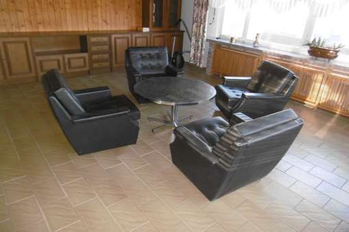 Wohnzimmer - Einfamilienhaus in 34246 Vellmar mit 120m² kaufen