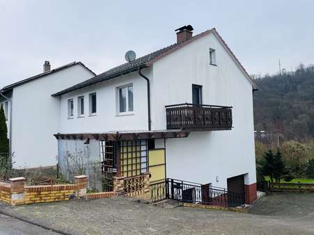 Seitenansicht  - Doppelhaushälfte in 34385 Bad Karlshafen mit 151m² kaufen