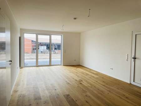 Wohn-und Esszimmer - Souterrain-Wohnung in 34369 Hofgeismar mit 87m² mieten