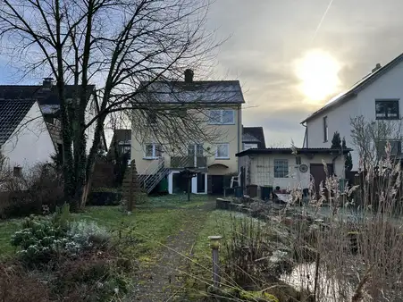 Herrliches Einfamilienhaus mit großem Grundstück in Niestetal-Heiligenrode