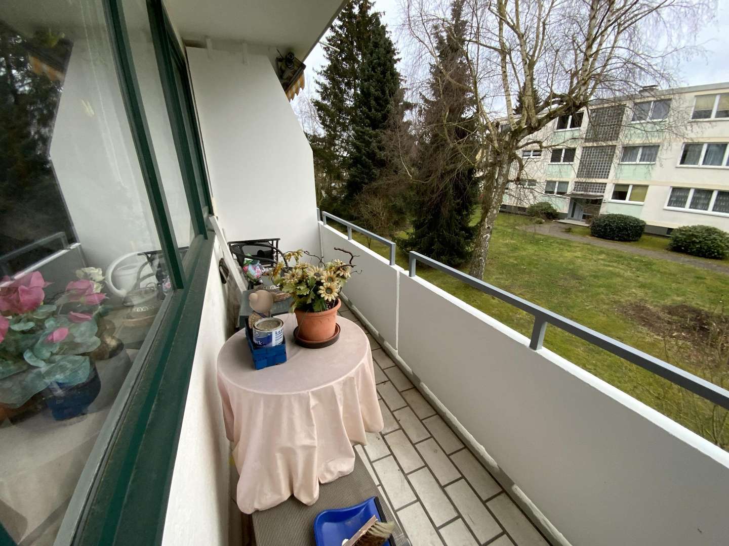 Loggia Loggia - Etagenwohnung in 34128 Kassel mit 36m² als Kapitalanlage kaufen