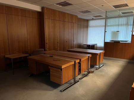 Hauptraum Hauptraum - Büro in 34277 Fuldabrück mit 140m² kaufen