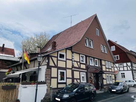 Seitenansicht Seitenansicht - Einfamilienhaus in 34393 Grebenstein mit 293m² kaufen