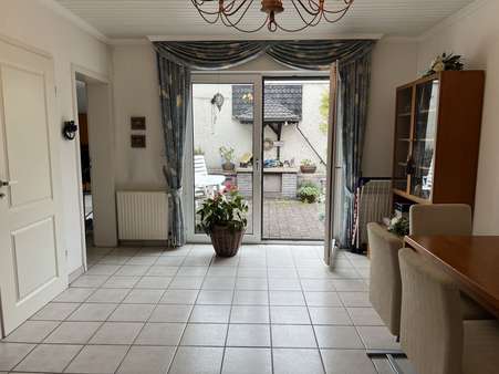Eingangsbereich Eingangsbereich - Reiheneckhaus in 34125 Kassel mit 108m² kaufen