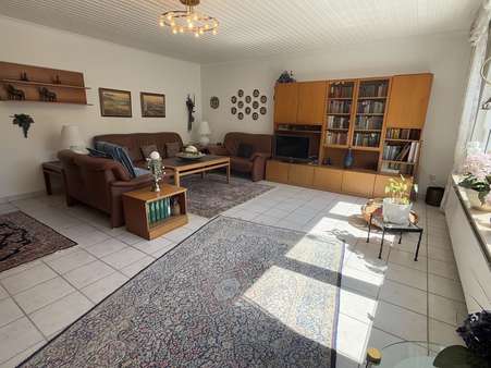 Wohnzimmer Wohnzimmer - Reiheneckhaus in 34125 Kassel mit 108m² kaufen